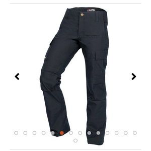 COPY - women’s navy blue cargo pants ALL 3 for $23
